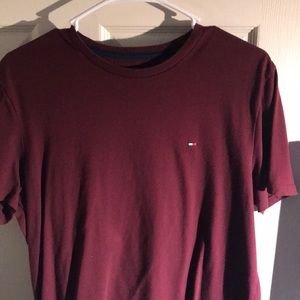 Tommy Hilfiger M Burgundy Tee